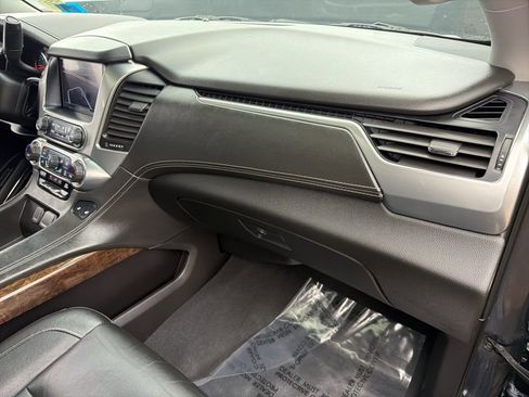 Used 2019 Chevrolet Tahoe LT image 33