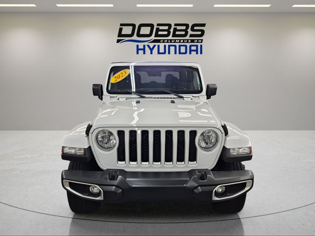 Used 2023 Jeep Gladiator Overland AWD/4WD image 7
