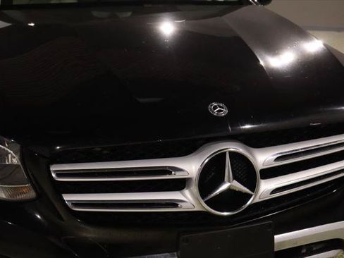 Used 2019 Mercedes-Benz GLC 300 image 14