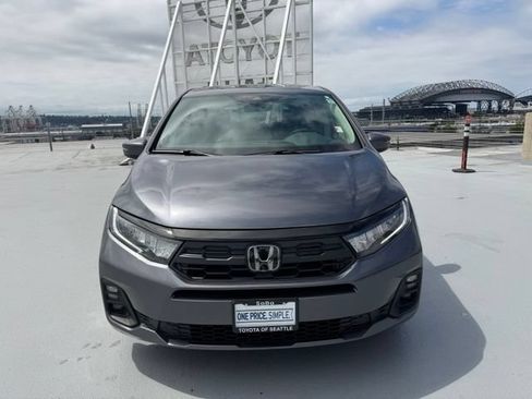 Used 2025 Honda Odyssey EX-L image 8