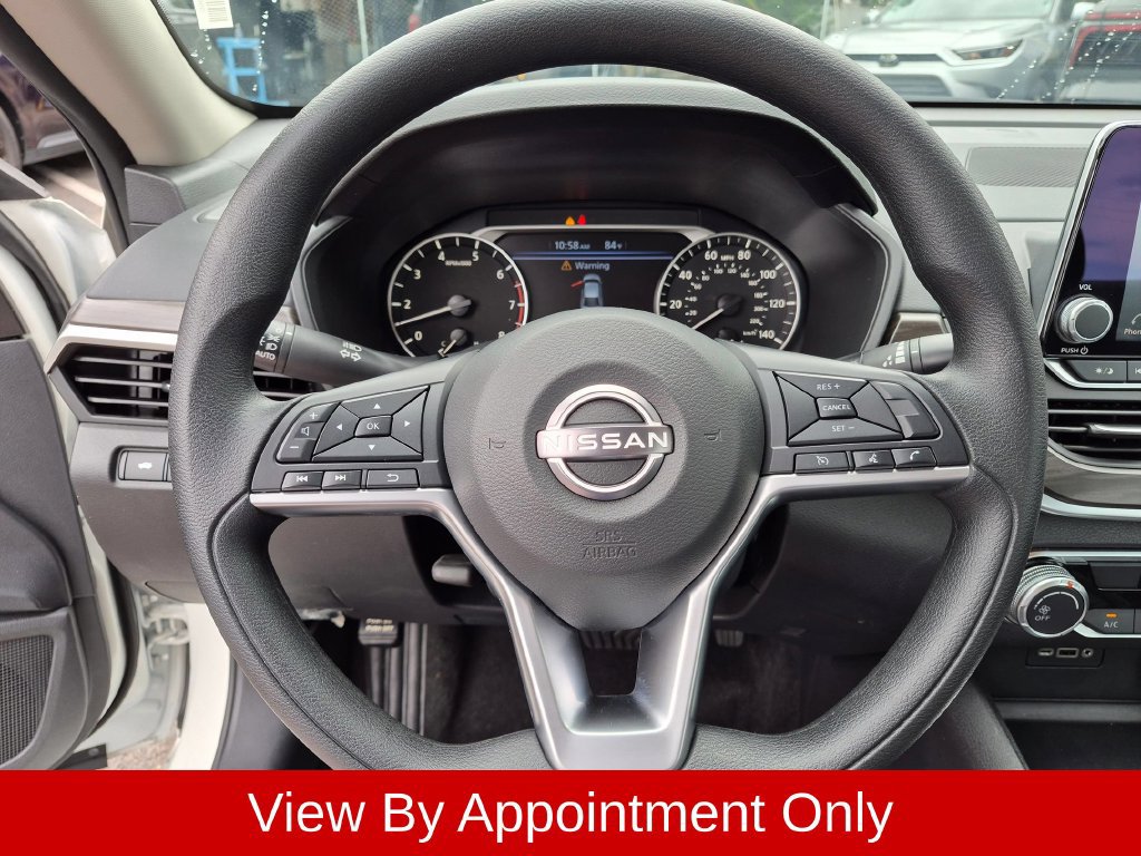 Used 2025 Nissan Altima 2.5 SV FWD image 16