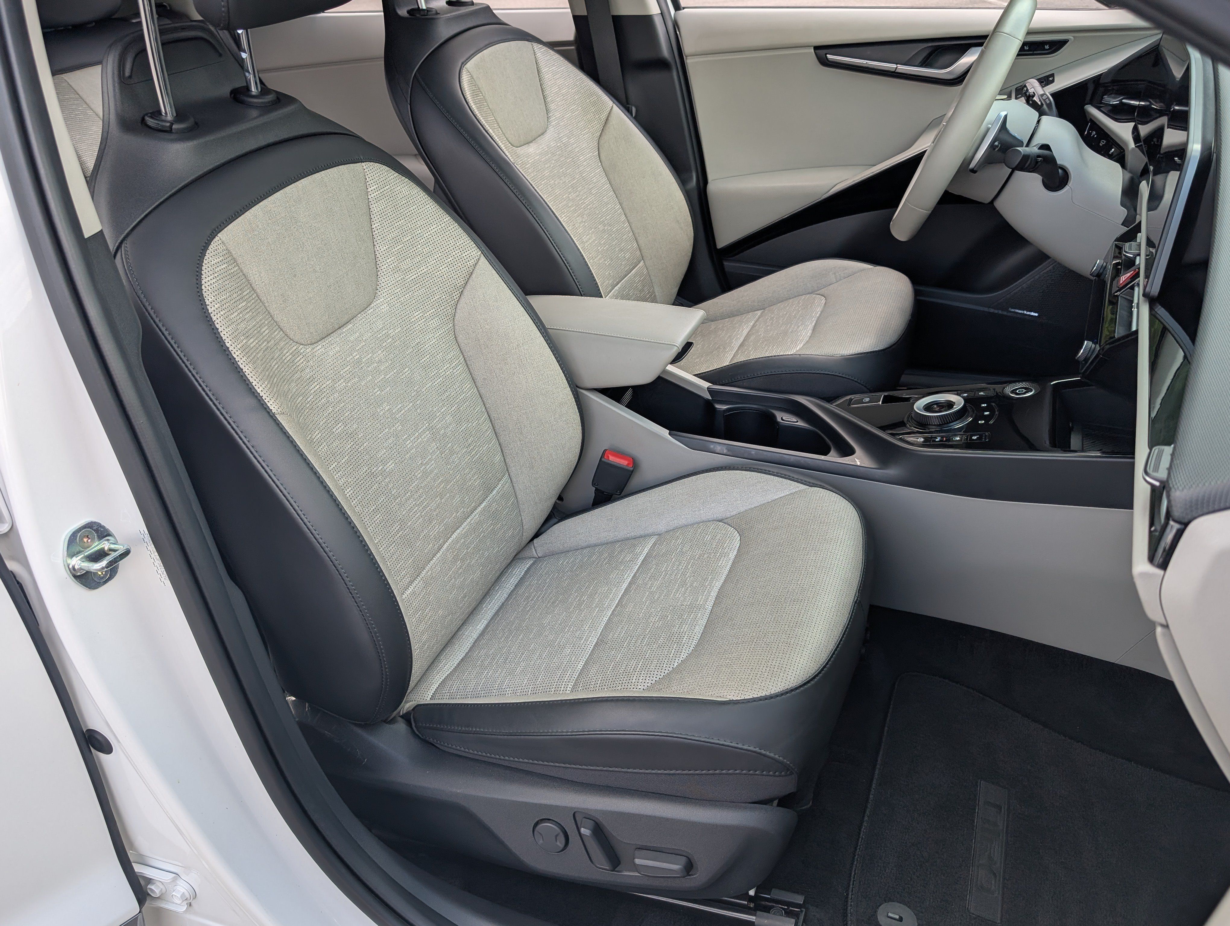 Used 2023 Kia Niro Wave FWD image 22