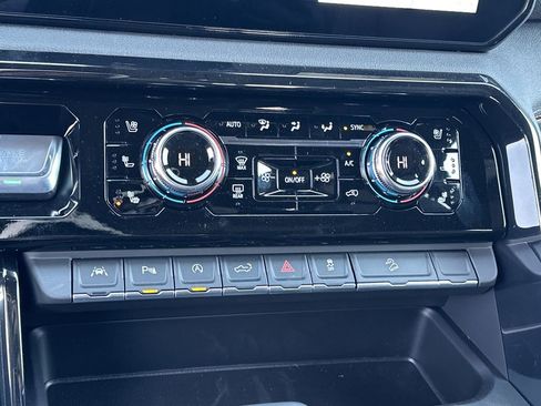 New 2026 GMC Sierra 1500 AT4 w/ Technology Package image 10