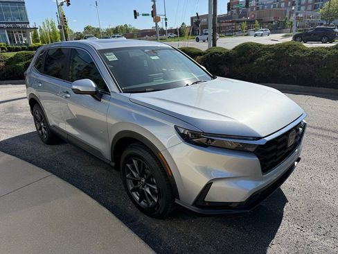 New 2026 Honda CR-V EX-L image 4