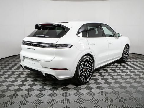 New 2026 Porsche Cayenne GTS image 30