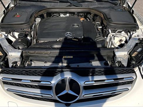 Used 2022 Mercedes-Benz GLC 300 image 23