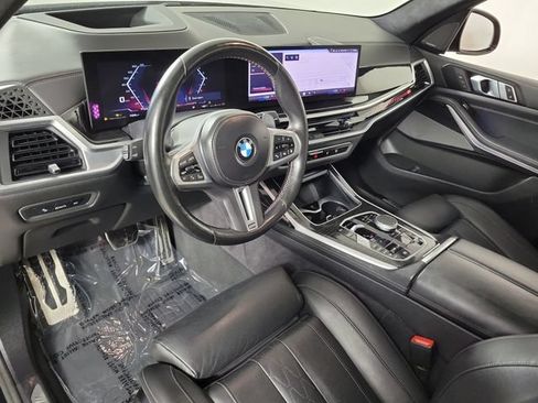 Used 2024 BMW X7 M60i AWD/4WD image 19