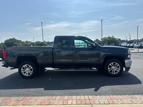 Used 2018 Chevrolet Silverado 1500 LT w/ All Star Edition AWD/4WD image 5
