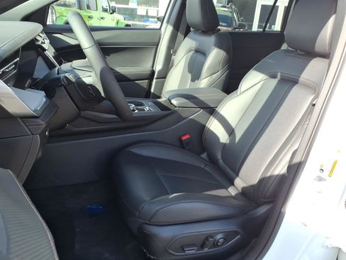 New 2026 Jeep Cherokee Limited image 5