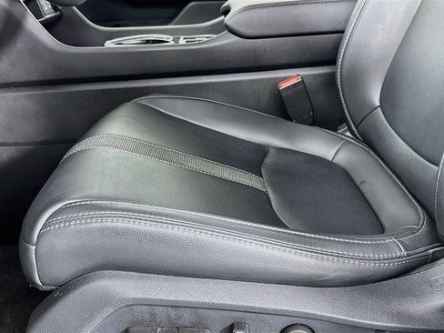 Certified 2024 Honda Pilot Touring image 20