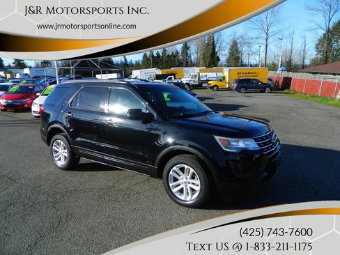 Used 2017 Ford Explorer 4WD image 1