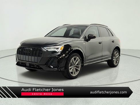 Used 2023 Audi Q3 2.0T Premium w/ Black Optic Sport Package AWD/4WD image 1