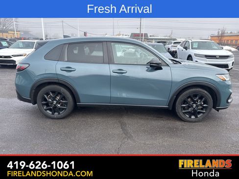 Used 2024 Honda HR-V Sport image 8