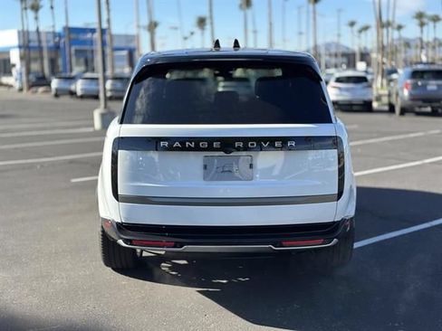Used 2025 Land Rover Range Rover Long Wheelbase SE AWD/4WD image 10