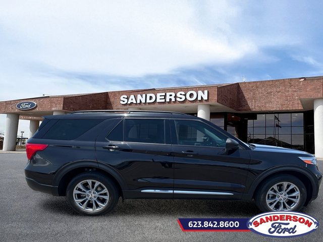 Used 2022 Ford Explorer XLT w/ Equipment Group 202A AWD/4WD image 2