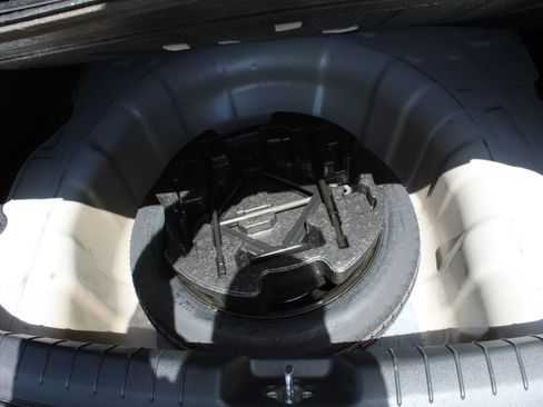 Used 2017 Hyundai Elantra SE w/ SE A/T Tech Package 03 FWD image 29