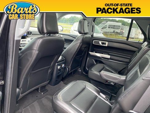 Used 2021 Ford Explorer XLT w/ Equipment Group 202A AWD/4WD image 22