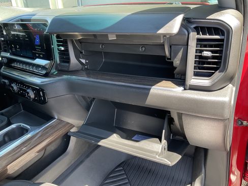 Used 2023 Chevrolet Silverado 1500 RST AWD/4WD image 26