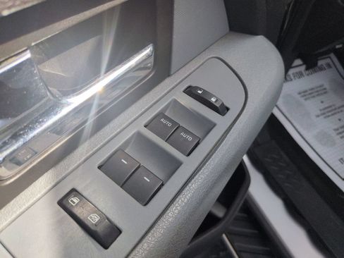 Used 2012 Ford F150 XLT w/ XLT Chrome Pkg AWD/4WD image 12