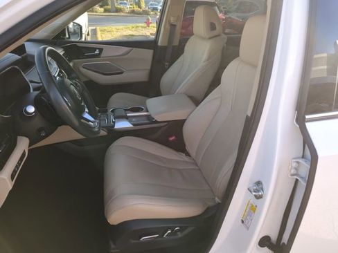 Certified 2023 Acura MDX FWD w/ Technology Package image 11