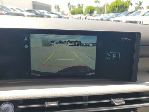 Used 2025 Hyundai Tucson SEL image 11