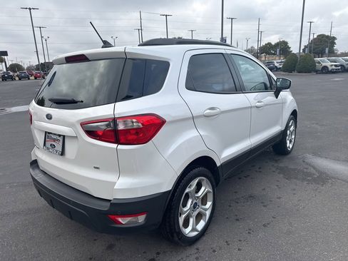 Used 2021 Ford EcoSport SE w/ SE Convenience Package image 6