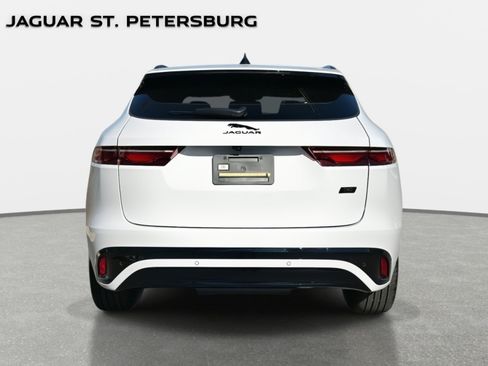 Used 2026 Jaguar F-PACE R-Dynamic S AWD/4WD image 3