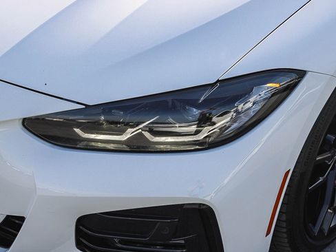 Used 2022 BMW 430i 430i w/ M Sport Package image 5