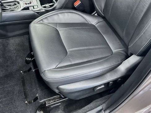 Certified 2024 Subaru Forester Limited AWD/4WD image 18
