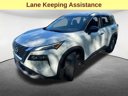 Used 2023 Nissan Rogue S AWD/4WD image 5