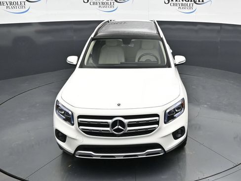 Used 2022 Mercedes-Benz GLB 250 4MATIC image 19