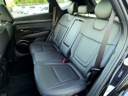 Used 2023 Hyundai Tucson Limited AWD/4WD image 29