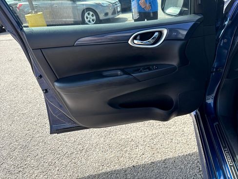 Used 2017 Nissan Sentra SR Turbo w/ SR Turbo Premium Package image 12