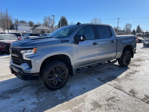 Used 2023 Chevrolet Silverado 1500 LT Trail Boss w/ Convenience Package II image 1