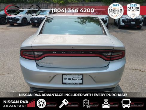 Used 2021 Dodge Charger SXT w/ Leather Interior Group image 6