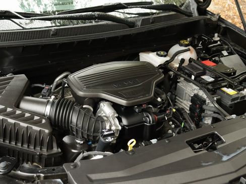 Certified 2024 Cadillac XT6 Premium Luxury w/ Platinum Package image 42