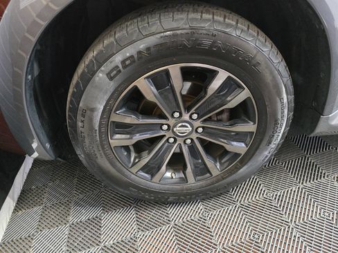 Used 2018 Nissan Armada Platinum w/ Captain Seat Package image 38