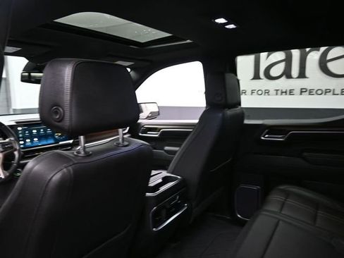 Used 2022 Chevrolet Silverado 1500 High Country w/ High Country Premium Package image 24