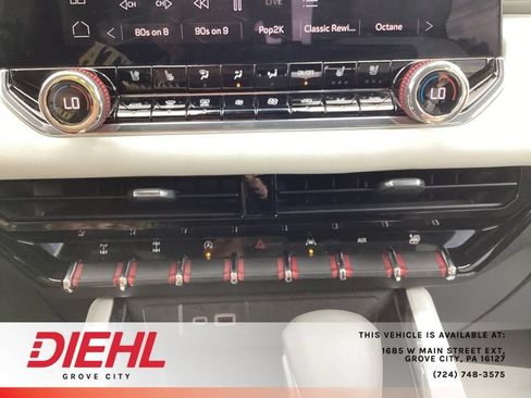 Used 2024 GMC Canyon AT4X AWD/4WD image 33
