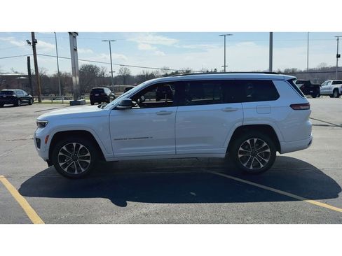Used 2023 Jeep Grand Cherokee L Overland RWD image 5