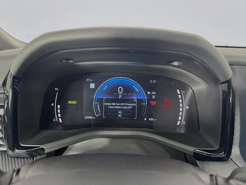 Used 2025 Toyota Camry SE FWD image 18