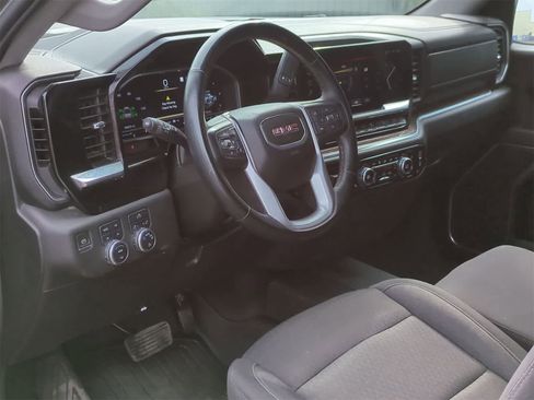 Used 2023 GMC Sierra 1500 SLE w/ X31 Off-Road Package image 2