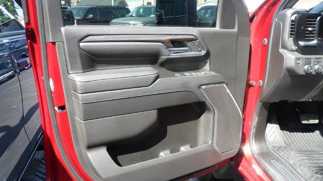 Used 2024 Chevrolet Silverado 2500 LT w/ All Star Edition RWD image 4