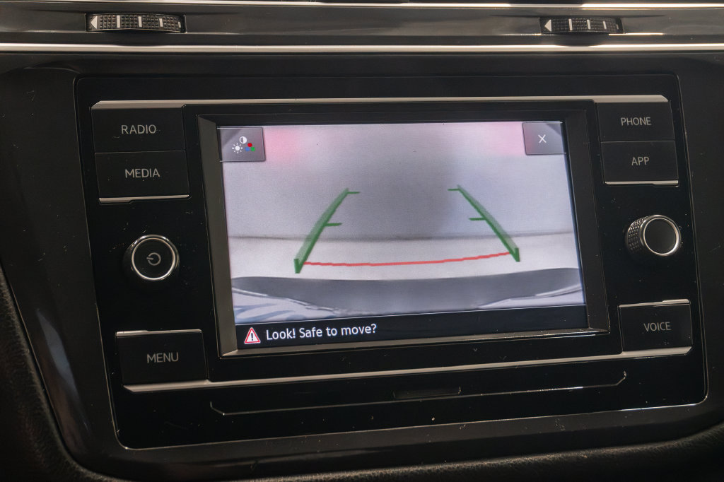 Used 2022 Volkswagen Tiguan S AWD/4WD image 18
