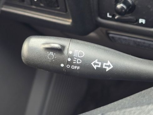 Used 1993 Nissan NX 2000 image 18