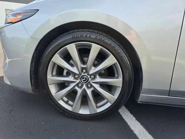 Used 2019 MAZDA MAZDA3 Sedan FWD image 14