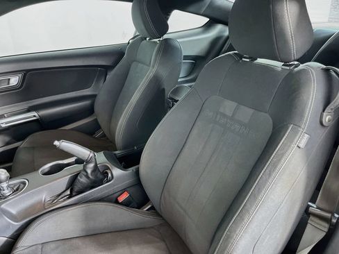 Used 2019 Ford Mustang GT w/ Black Accent Package RWD image 26