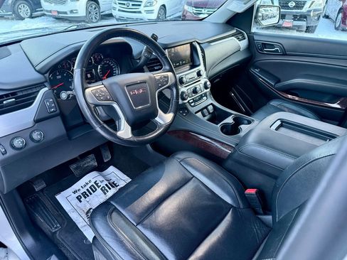 Used 2018 GMC Yukon SLT w/ Premium Edition image 2