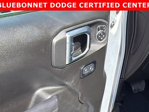 Used 2024 Jeep Wrangler Sport S image 10