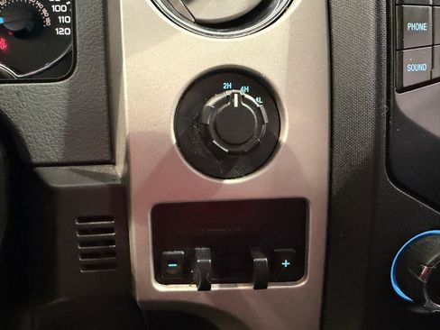 Used 2014 Ford F150 XLT w/ Equipment Group 302A Luxury image 17